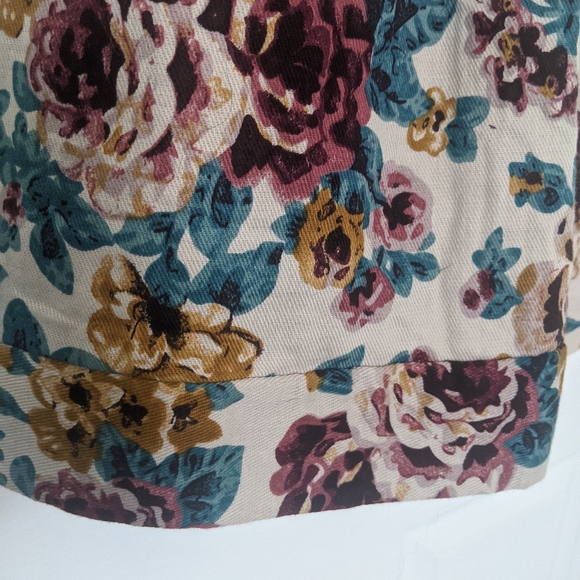 Floral Dress (Tin Tin from London, England) - Picture 2 of 5